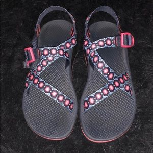 Women’s Chacos barely worn